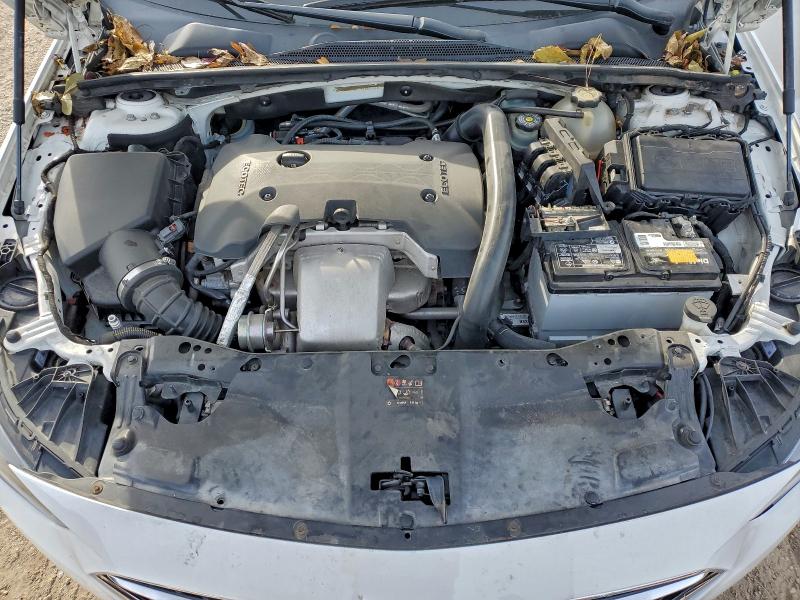 Photo 11 from auction – 2018 BUICK REGAL PREF with VIN W04GL6SX4J1134860