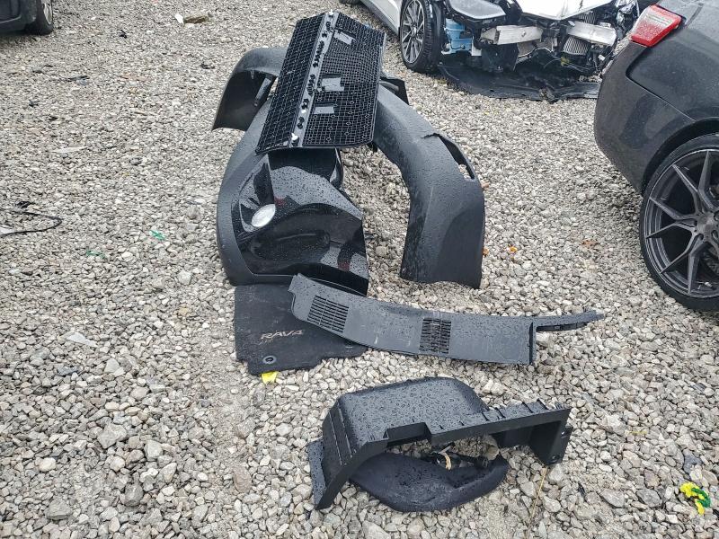 Photo 13 from auction – 2015 TOYOTA RAV4 LIMIT with VIN 2T3DFREVXFW325655