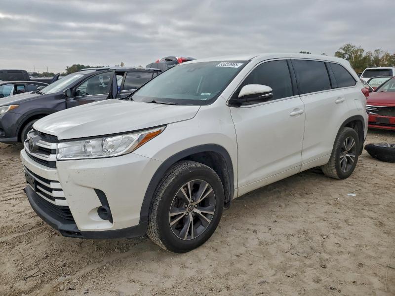 TOYOTA HIGHLANDER 2017 with VIN 5TDZZRFH4HS231359 - Photo from auction