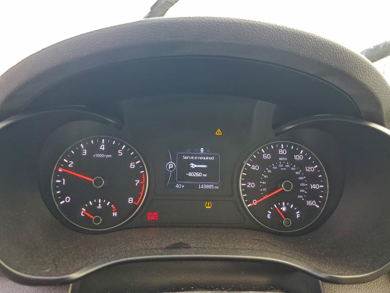 Photo 9 from auction – 2018 KIA OPTIMA SE with VIN 5XXGT4L32JG217360