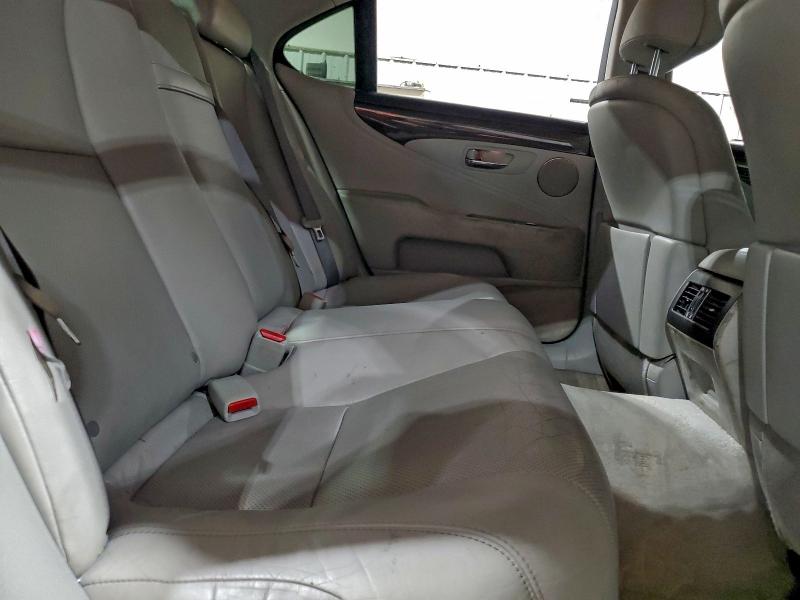 Photo 10 from auction – 2010 LEXUS LS 460 with VIN JTHBL5EF4A5094770
