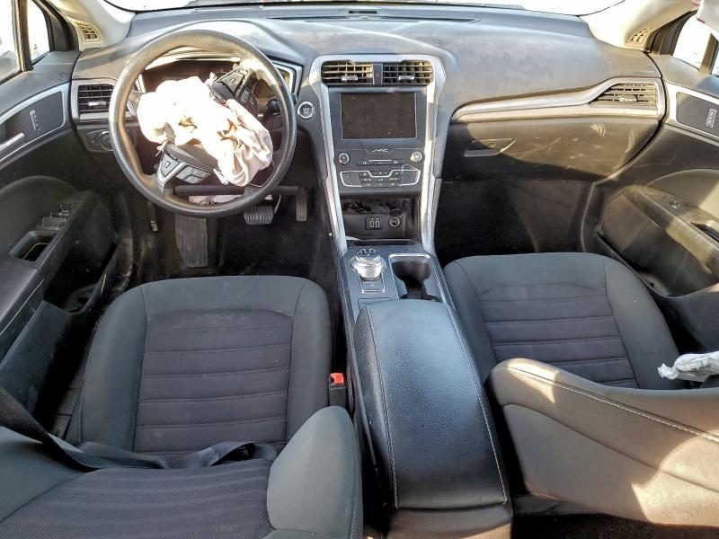 Photo 8 from auction – 2019 FORD FUSION SE with VIN 3FA6P0HD8KR271586