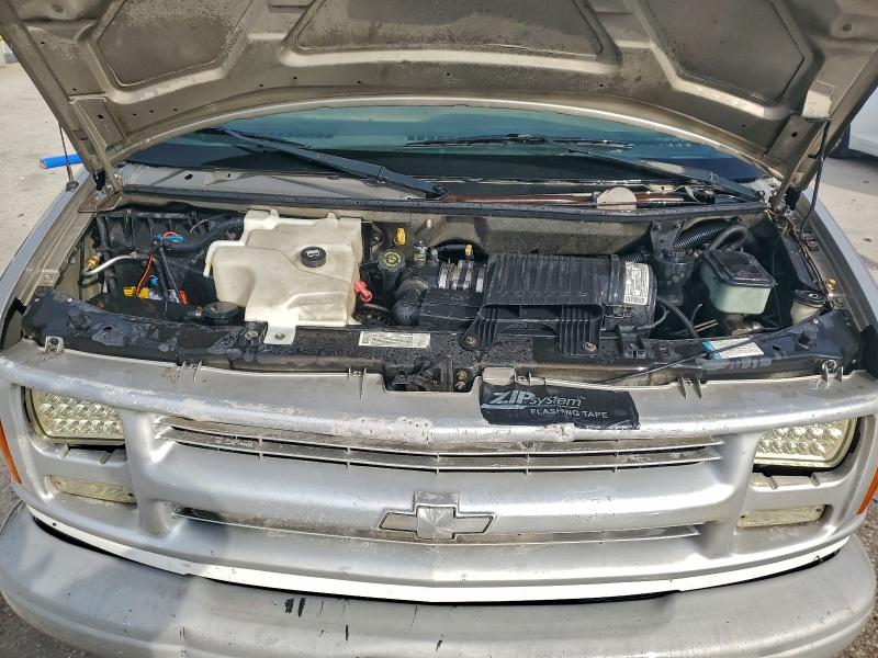 Photo 12 from auction – 2002 CHEVROLET EXPRESS G3 with VIN 1GAHG39R821201085