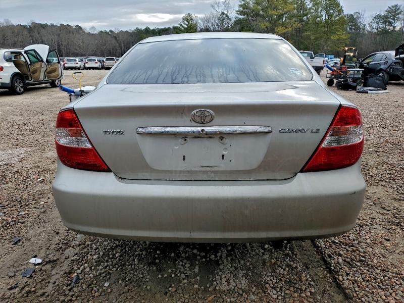 Photo 6 from auction – 2003 TOYOTA CAMRY LE with VIN 4T1BE32K93U179075