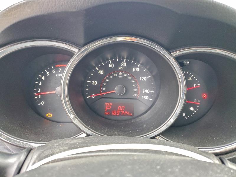 Photo 9 from auction – 2011 KIA SORENTO BA with VIN 5XYKTCA17BG007677