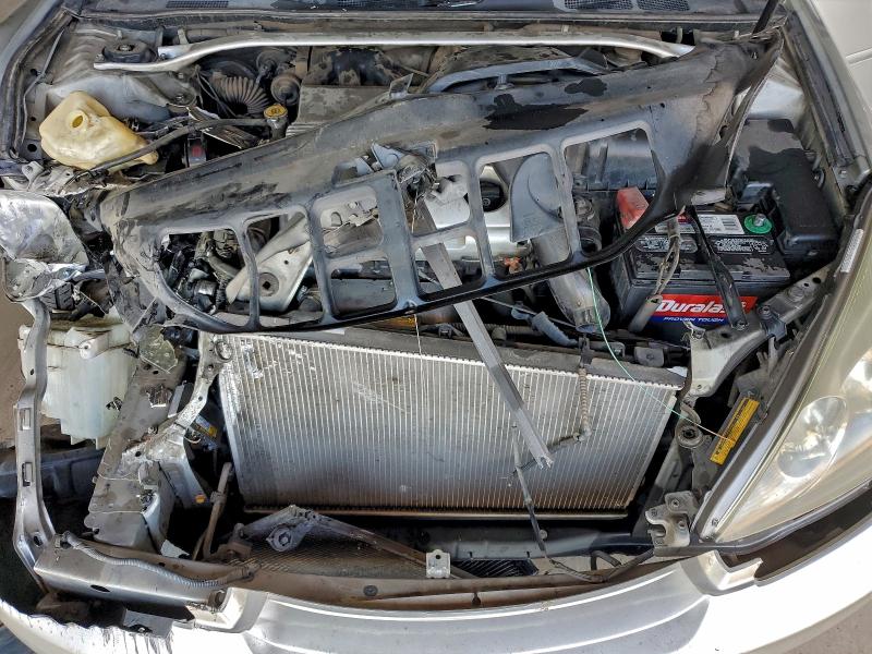 Photo 11 from auction – 2004 LEXUS ES 330 with VIN JTHBA30G545024905