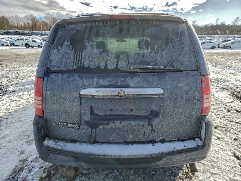 Photo 6 from auction – 2008 CHRYSLER TOWN & COU with VIN 2A8HR44H78R115978