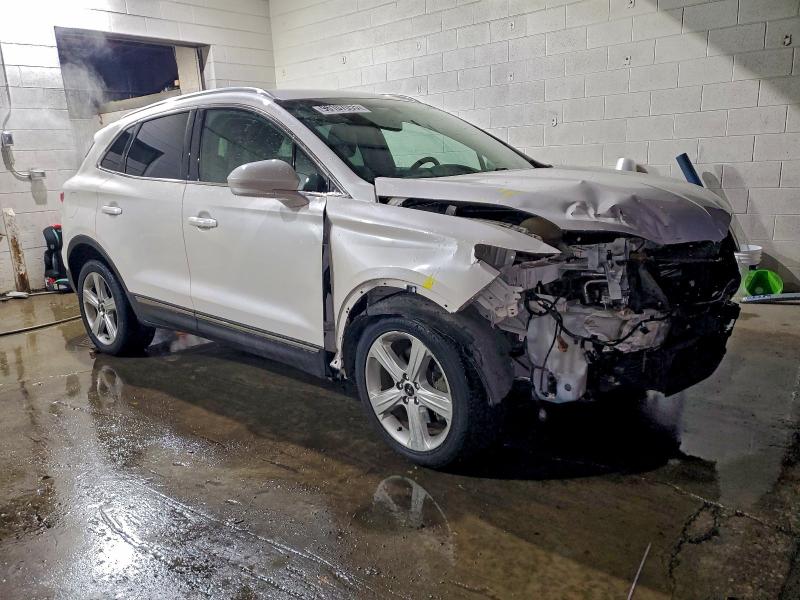 Photo 4 from auction – 2018 LINCOLN MKC PREMIE with VIN 5LMCJ1C96JUL07928