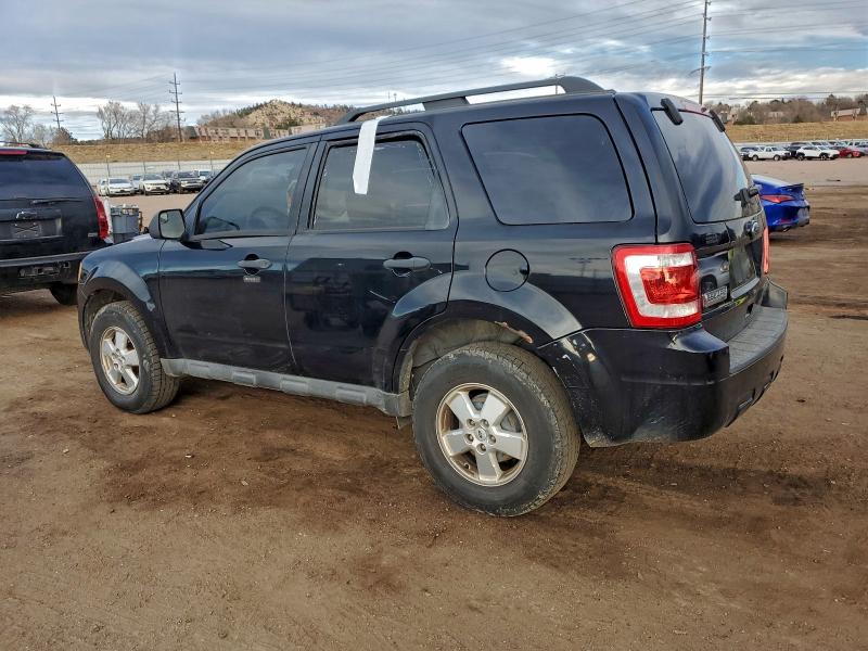 Photo 2 from auction – 2010 FORD ESCAPE XLT with VIN 1FMCU0D79AKB00771