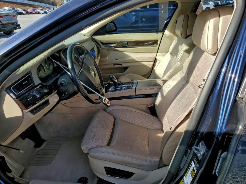 Photo 7 from auction – 2010 BMW 750 LI with VIN WBAKB8C53ACY64272