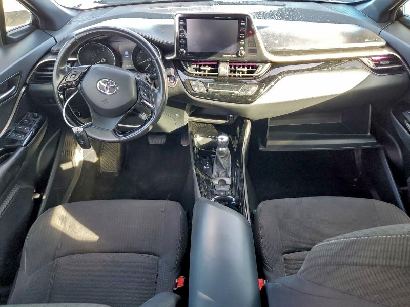 Photo 8 from auction – 2019 TOYOTA C-HR with VIN NMTKHMBX2KR087501