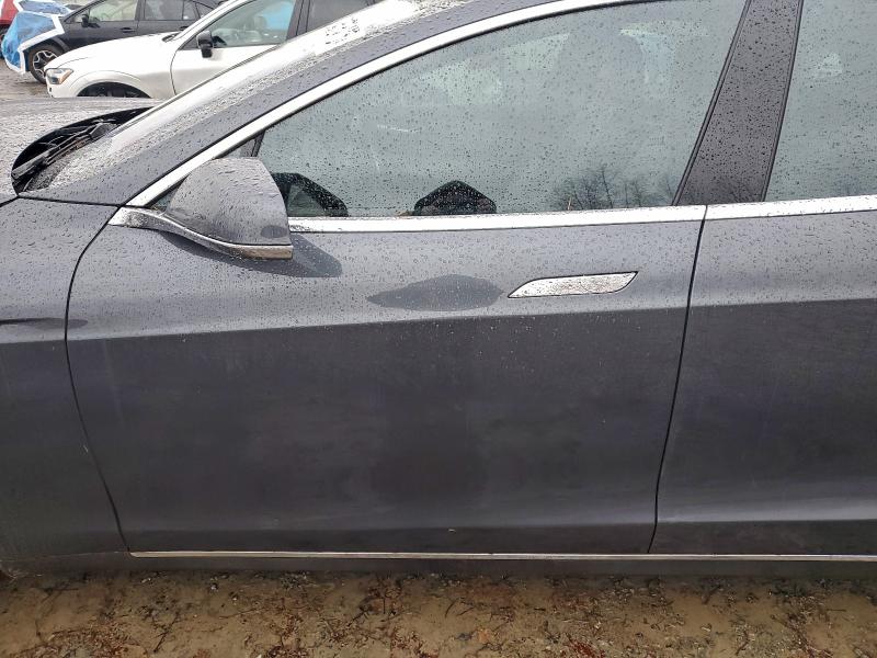 Photo 7 from auction – 2015 TESLA MODEL S P8 with VIN 5YJSA1H41FF083368