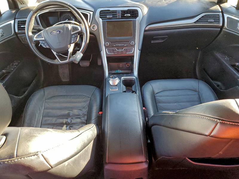 Photo 8 from auction – 2017 FORD FUSION SE with VIN 3FA6P0HD1HR240950