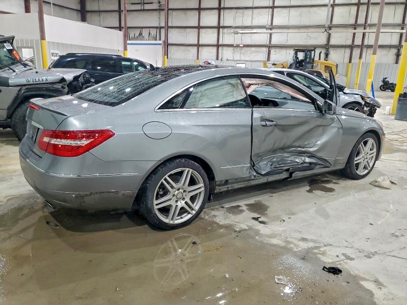Photo 3 from auction – 2011 MERCEDES-BENZ E 350 with VIN WDDKJ5GB9BF072153