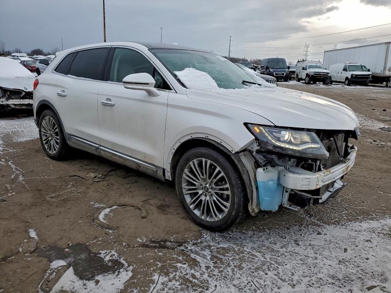 Photo 4 from auction – 2016 LINCOLN MKX RESERV with VIN 2LMTJ8LR8GBL61536