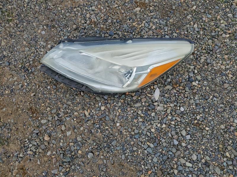 صورة رقم 12 من المزاد - 2016 FORD ESCAPE S مع VIN 1FMCU0F72GUB15882