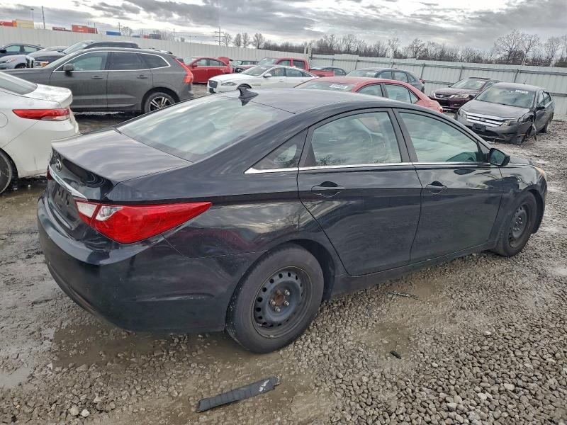 Photo 3 from auction – 2011 HYUNDAI SONATA GLS with VIN 5NPEB4AC4BH027921