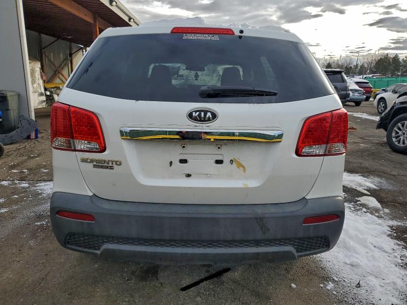 Photo 6 from auction – 2011 KIA SORENTO BA with VIN 5XYKTCA17BG007677