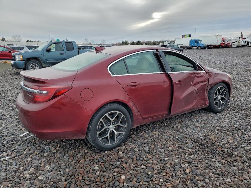 Photo 3 from auction – 2017 BUICK REGAL SPOR with VIN 2G4GL5EX2H9136409