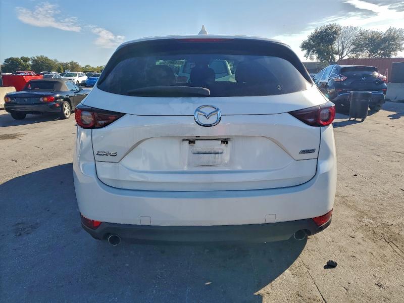 Photo 6 from auction – 2017 MAZDA CX-5 TOURI with VIN JM3KFACL5H0179884