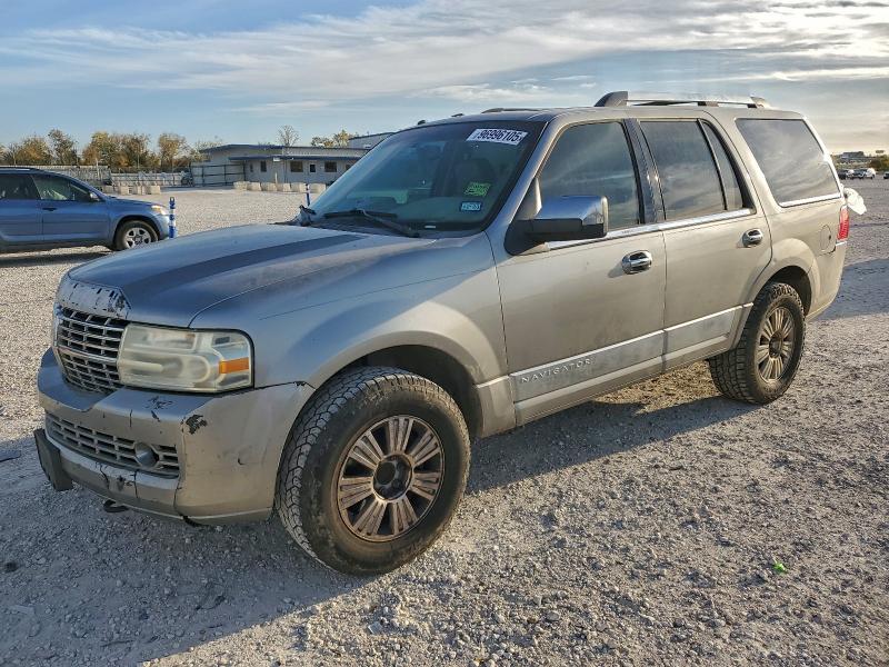 Photo 1 from auction – 2008 LINCOLN NAVIGATOR with VIN 5LMFU27568LJ21825