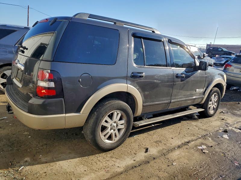 Photo 3 from auction – 2007 FORD EXPLORER E with VIN 1FMEU74E77UB74087