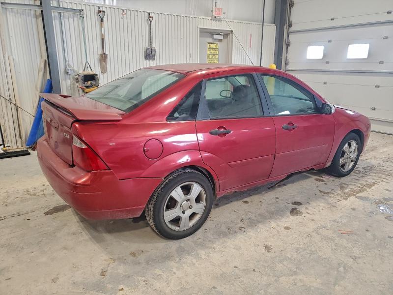 Photo 3 from auction – 2005 FORD FOCUS ZX4 with VIN 1FAFP34N75W306362