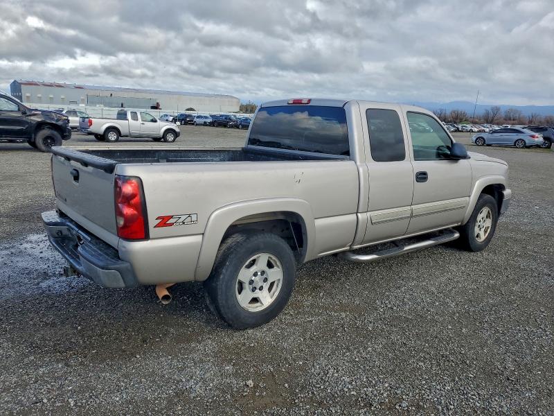 Photo 3 from auction – 2006 CHEVROLET SILVERADO with VIN 1GCEK19BX6Z192140