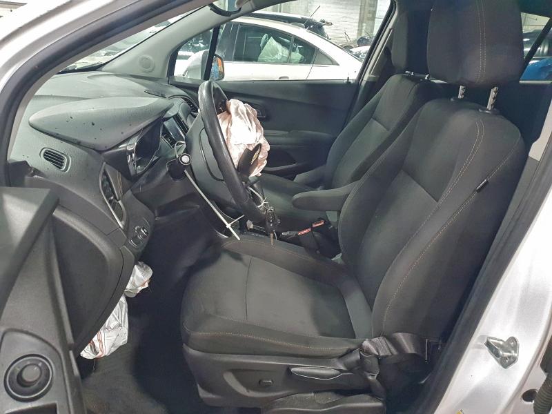 Photo 7 from auction – 2020 CHEVROLET TRAX 1LT with VIN 3GNCJLSB4LL233176