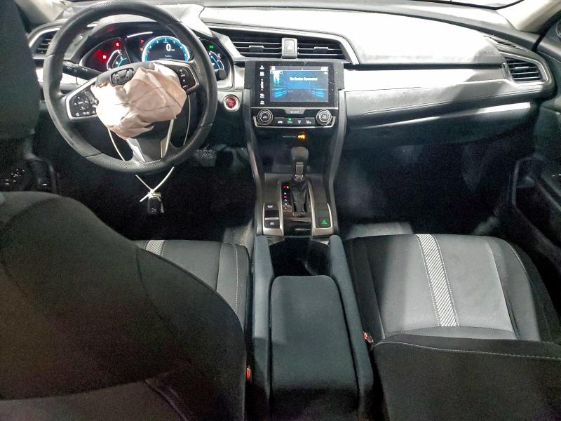 Photo 8 from auction – 2017 HONDA CIVIC EX with VIN 19XFC2F75HE216754