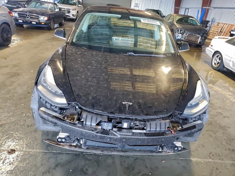 Photo 5 from auction – 2018 TESLA MODEL 3 with VIN 5YJ3E1EB6JF144265