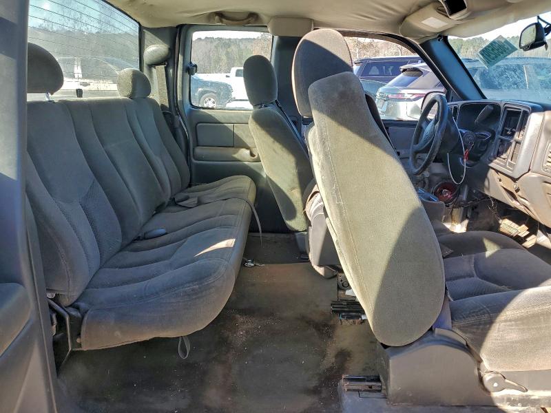 Photo 10 from auction – 2004 CHEVROLET SILVERADO with VIN 2GCEC19VX41246100