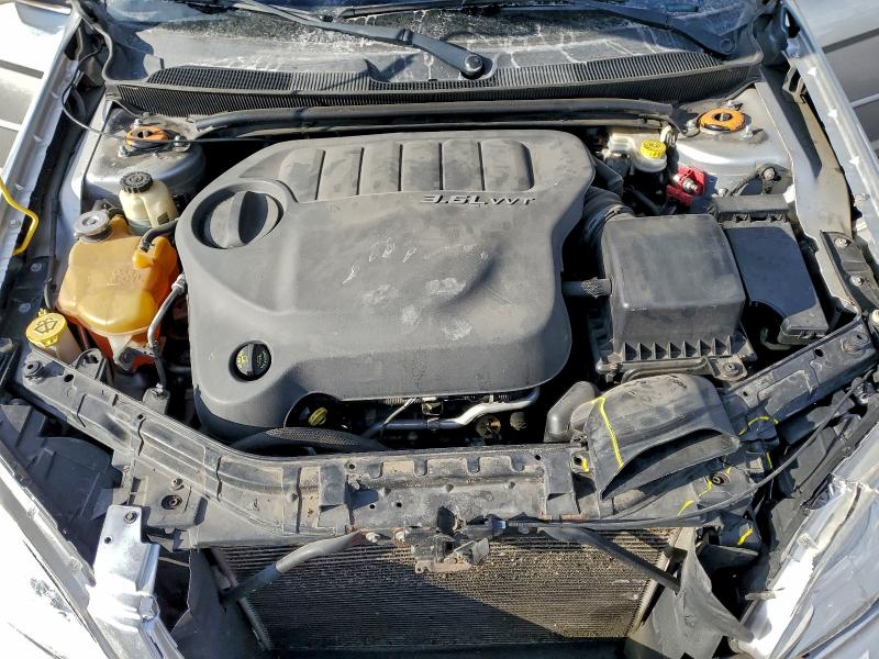 Photo 11 from auction – 2012 CHRYSLER 200 LX with VIN 1C3CCBAG1CN295231