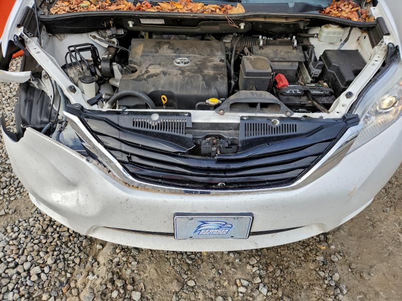 Photo 12 from auction – 2012 TOYOTA SIENNA LE with VIN 5TDKK3DC1CS181538