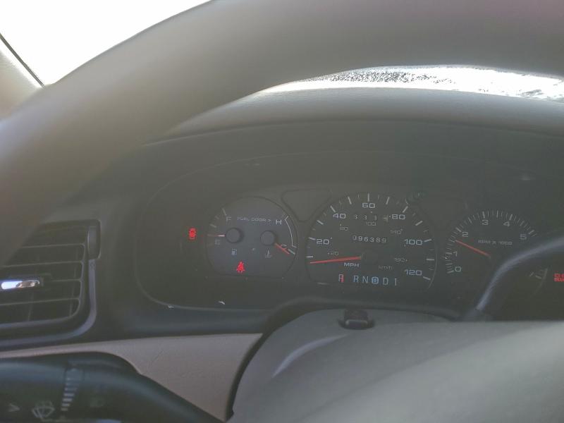 Photo 9 from auction – 2002 FORD TAURUS SE with VIN 1FAFP53U72A149848