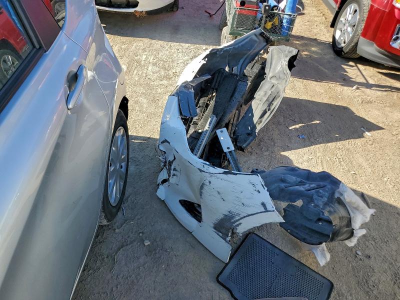 Photo 12 from auction – 2018 TOYOTA COROLLA L with VIN 5YFBURHE9JP809750