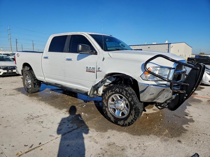 Photo 4 from auction – 2016 RAM 2500 SLT with VIN 3C6UR5DL1GG258131