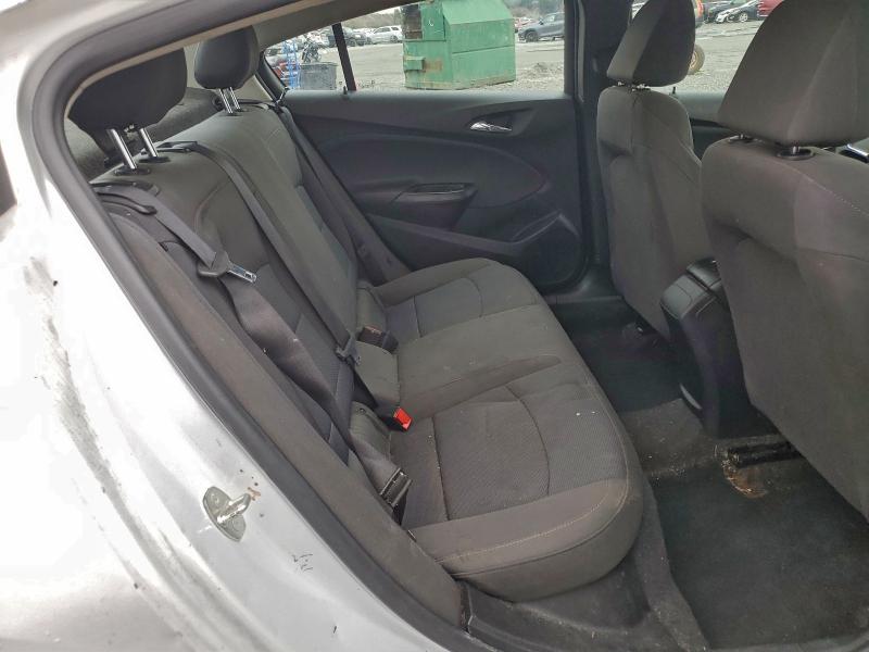 Photo 10 from auction – 2018 CHEVROLET CRUZE LS with VIN 1G1BC5SM2J7244697
