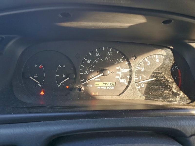 Photo 9 from auction – 2000 TOYOTA CAMRY CE with VIN 4T1BG22K4YU969430
