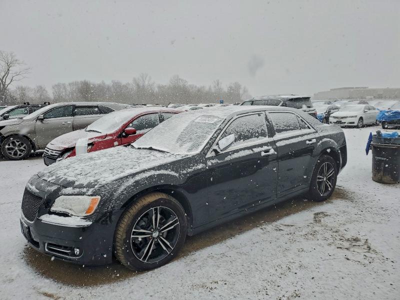 CHRYSLER 300C 2014 with VIN 2C3CCAKTXEH128562 - Photo from auction