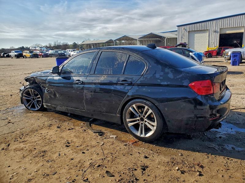 Photo 2 from auction – 2013 BMW 328 I with VIN WBA3A5C51DF357279