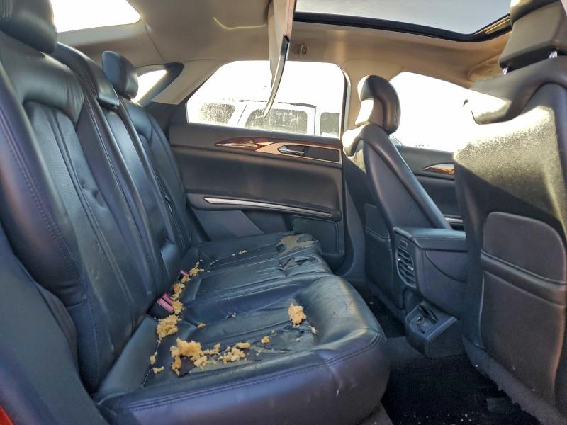 Photo 10 from auction – 2014 LINCOLN MKZ with VIN 3LN6L2GK2ER806591