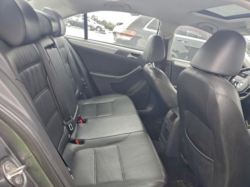 Photo 10 from auction – 2017 VOLKSWAGEN JETTA with VIN 3VWDB7AJ4HM358302
