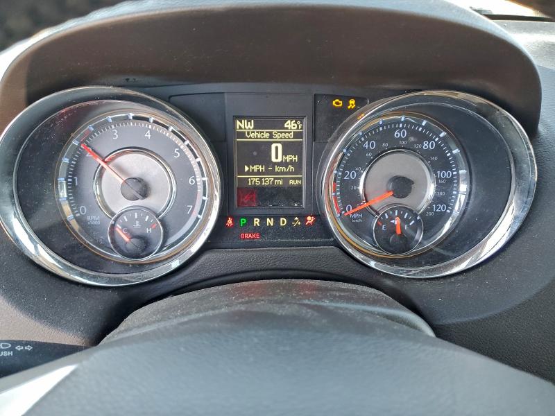Photo 9 from auction – 2016 CHRYSLER TOWN & COU with VIN 2C4RC1BG9GR298000
