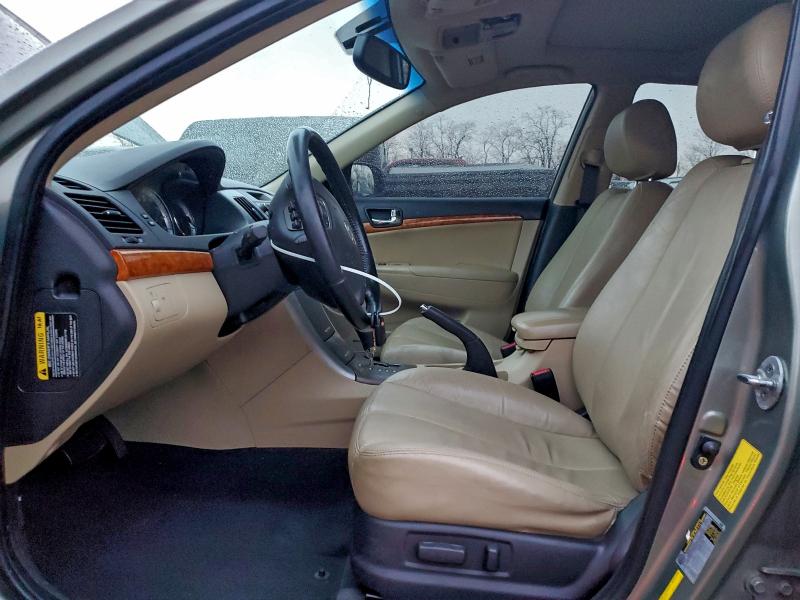 Photo 7 from auction – 2010 HYUNDAI SONATA SE with VIN 5NPEU4AF6AH640979