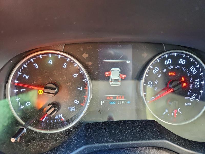Photo 9 from auction – 2020 TOYOTA RAV4 LE with VIN JTMF1RFV6LD064166