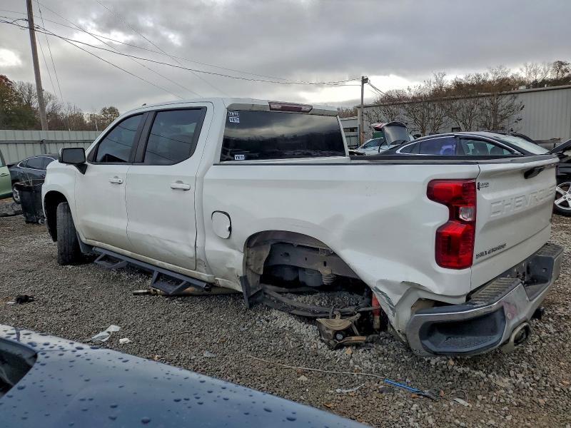Photo 2 from auction – 2022 CHEVROLET SILVERADO with VIN 3GCUYDED1NG216908
