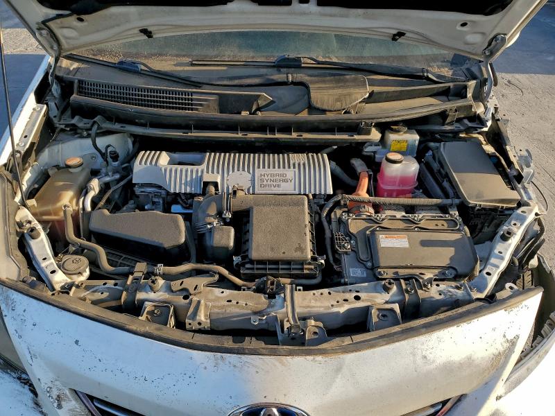 Photo 11 from auction – 2014 TOYOTA PRIUS V with VIN JTDZN3EU9EJ007732
