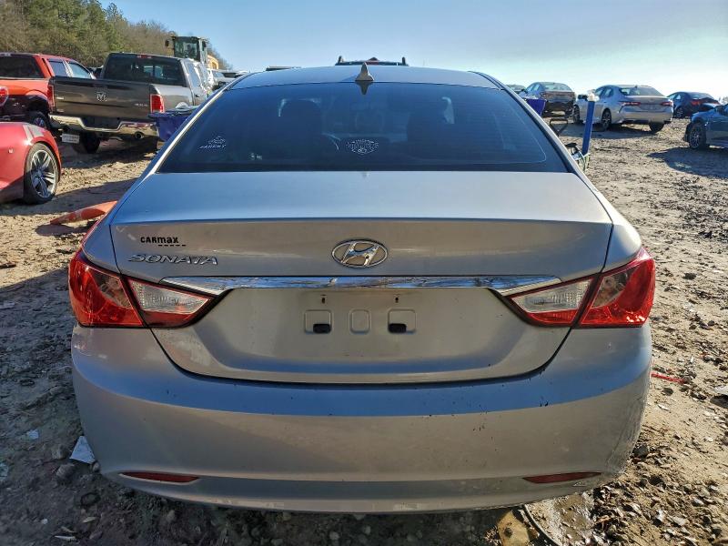 Photo 6 from auction – 2011 HYUNDAI SONATA GLS with VIN 5NPEB4AC2BH046287