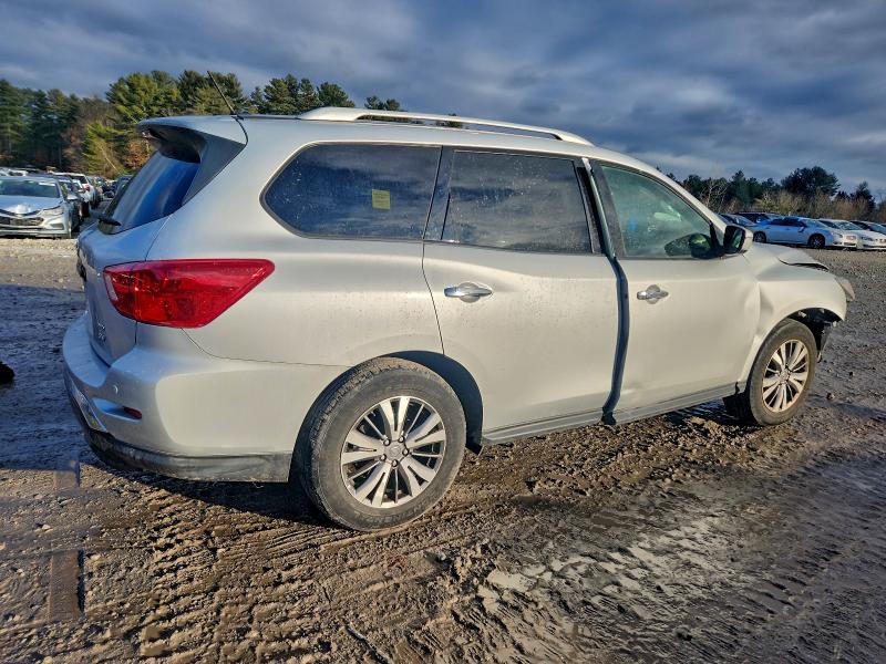 Photo 3 from auction – 2018 NISSAN PATHFINDER with VIN 5N1DR2MM9JC635729